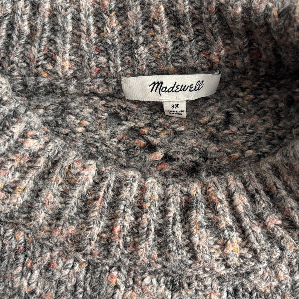 Maxwell Pointelle Bubble Sleeve Cropped Pullover - Picture 5 of 5